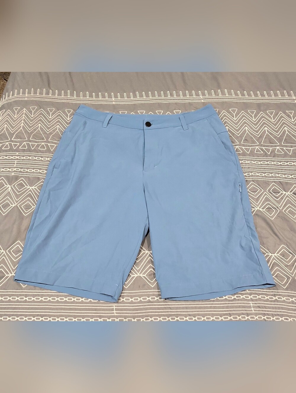 Lululemon Mens Commission Golf Shorts 10"